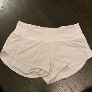 White lululemon shorts size 0 speed up 2.5 inch